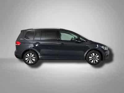 VW Touran Life Plus 1.5 TSI 7-Gang DSG (2025) - Photo 6