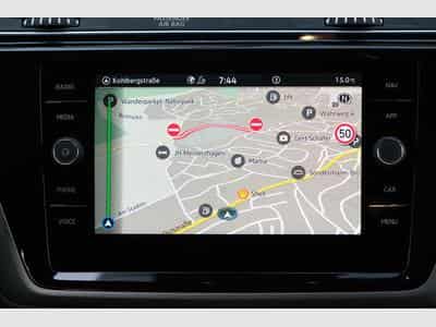 VW Touran 1.5 TSI DSG (2025) - Photo 11