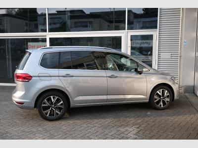 VW Touran 1.5 TSI DSG (2025) - Photo 5