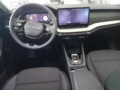 Skoda Octavia Selection 2.0 TDI (2025) - Foto 5