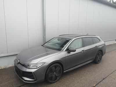 VW Passat Variant 2.0 TDI 142 kW 4Motion R-Line (2026) - Photo 1