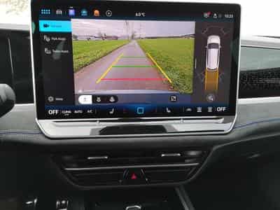 VW Passat Variant 2.0 TDI 142 kW 4Motion R-Line (2026) - Photo 8