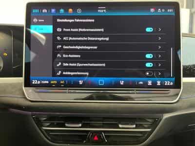 VW Passat Variant R-Line (2026) - Photo 13