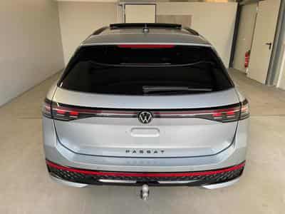 VW Passat Variant R-Line (2026) - Photo 5