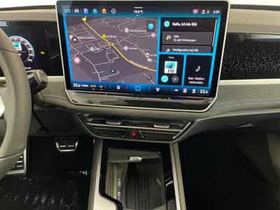 VW Passat Variant R-Line (2026) - Photo 8