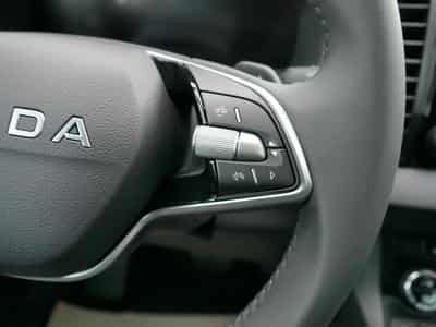 Skoda Karoq Edition (2025) - Photo 12