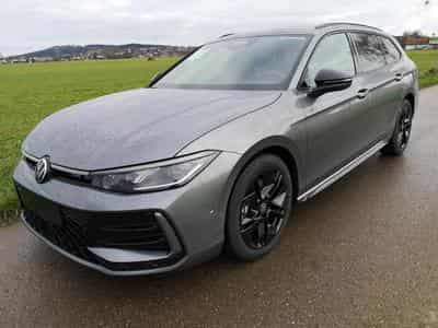 VW Passat Variant 2.0 TDI 142 kW 4Motion R-Line (2026) - Photo 1