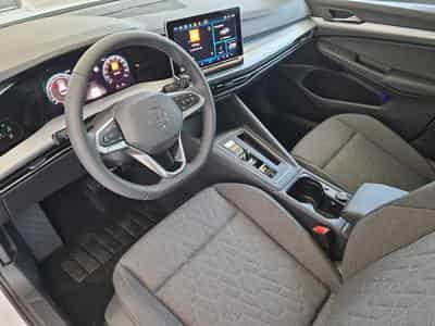 VW Golf Variant 1.5 eTSI 110 kW Life (2026) - Photo 10