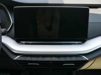 Skoda Octavia Selection (2025) - Photo 9