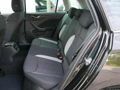 Skoda Kamiq Kamiq 130 Jahre (2025) - Foto 9