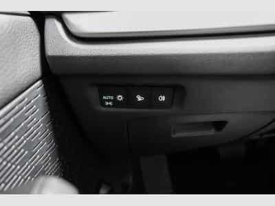 Skoda Octavia Kombi 1,5 eTSI (2025) - Photo 11