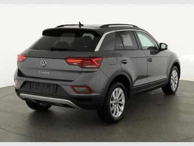 VW T-Roc Life (2025) - Photo 1