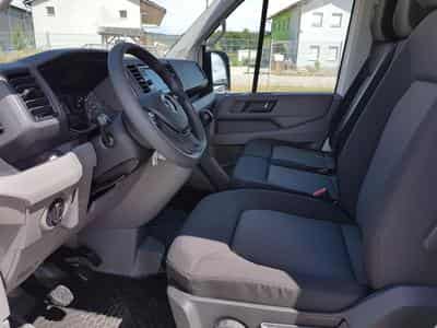 VW Crafter 35 L3H2 2.0 (2023) - Foto 8