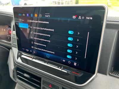 VW Crafter 35 2.0 TDI (2025) - Photo 14