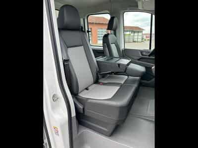 VW Crafter 35 2.0 TDI (2025) - Photo 6