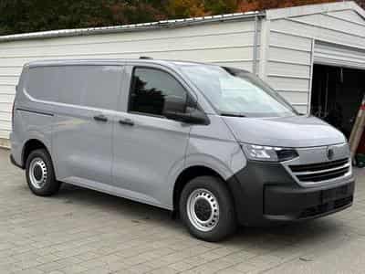VW T7 Transporter L1 2.0 (2025) - Photo 1