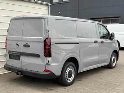 VW T7 Transporter L1 2.0 (2025) - Photo 11