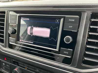 VW Crafter 30 2.0 TDI (2024) - Photo 14
