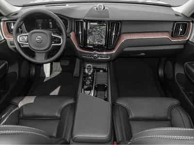 Volvo XC60 (2024) - Photo 5