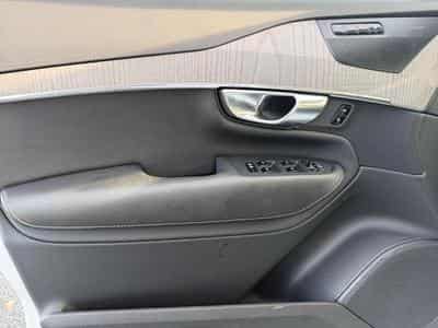 Volvo XC90 B5 Plus Bright / Diesel (2023) - Photo 15