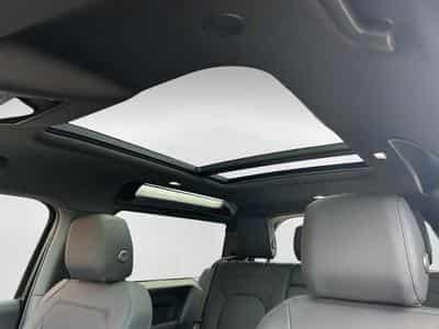 Land-Rover Defender D250  90 X-Dynamic SE LUFTFAHRWERK AHK BLACK PACK PANORAMADA (2025) - Photo 12