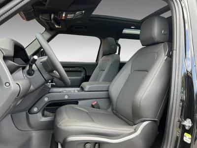 Land-Rover Defender D250  90 X-Dynamic SE LUFTFAHRWERK AHK BLACK PACK PANORAMADA (2025) - Photo 7