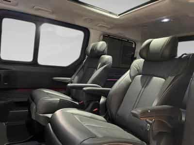 Hyundai Staria 1.6 T-GDi Luxury Bronze (2025) - Photo 10