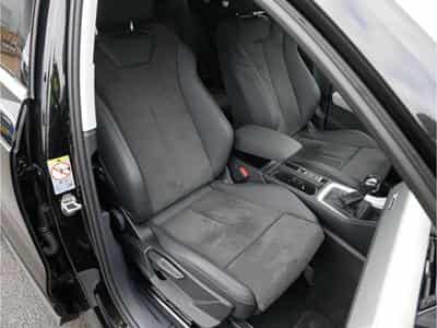 Audi Q3 35 TFSI Business Edition S-Line S-TRONIC (2025) - Foto 5