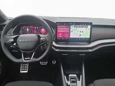 Skoda Octavia RS (2025) - Photo 12