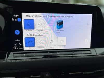 VW Golf 8 GTE 1.4 TSI 245CV DSG (2020) - Foto 11