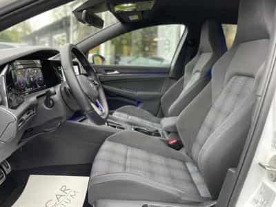 VW Golf 8 GTE 1.4 TSI 245CV DSG (2020) - Foto 7