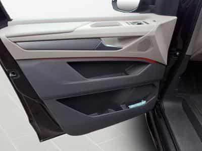 VW T7 Life (2025) - Photo 15