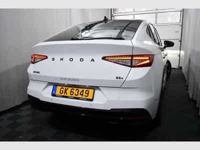 Skoda Enyaq Enyaq Coupe 85x Sportline - Pano, AHK, Navi (2024) - Photo 8