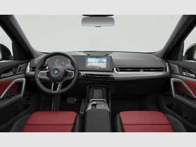 BMW iX1 eDrive20 M Sport M Sportpaket Head-Up DAB (2025) - Foto 3