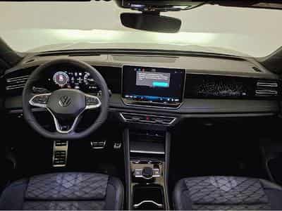 VW Tiguan (2025) - Photo 11