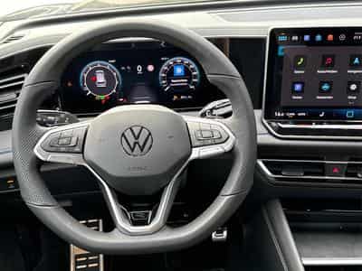 VW Tiguan R-Line (2025) - Photo 5