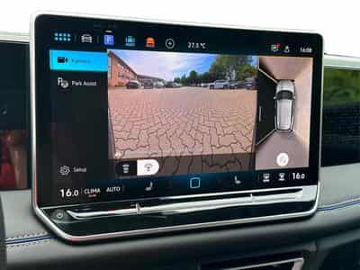 VW Tiguan R-Line (2025) - Photo 9