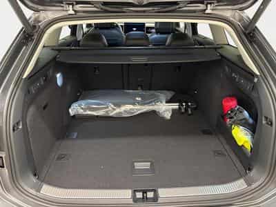 VW Passat Variant Elegance (2026) - Photo 9