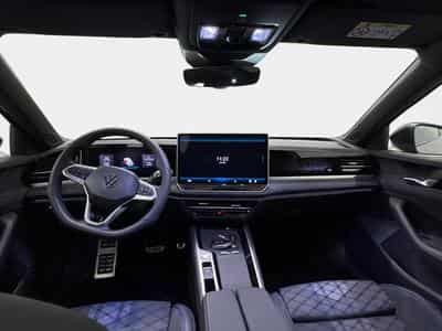 VW Passat Variant R-Line (2026) - Photo 13