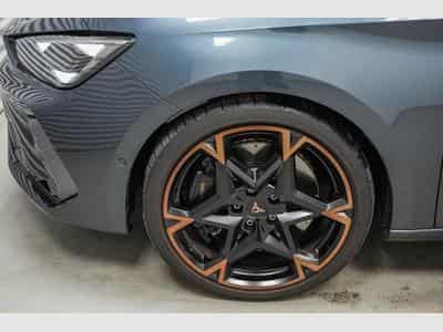 Cupra Leon ST 2,0 TSI (2025) - Photo 4