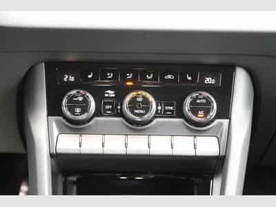 Skoda Karoq 1.5 TSI DSG (2025) - Photo 12