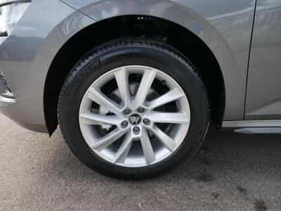 Skoda Kamiq Kamiq 130 Jahre (2025) - Photo 3