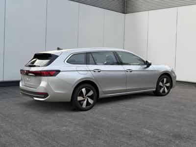 VW Passat Variant Business (2025) - Photo 5
