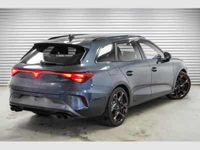 Cupra Leon ST 2,0 TSI (2025) - Photo 2