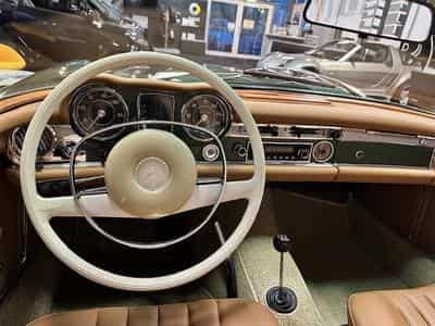 Mercedes SL 280 W113 Pagode (1970) - Photo 11