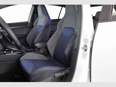 VW Golf 2.0 TSI 245 kW 4Motion R (2025) - Photo 9