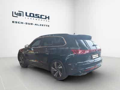 VW Touareg R-Line (1970) - Photo 4