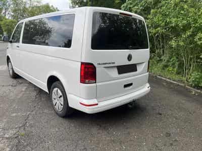 VW Transporter 2.0 TDI 9 places (2023) - Photo 5