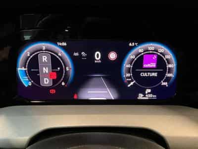 VW Golf Life+DSG+LED+Navi (2025) - Photo 11