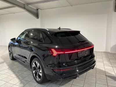 Audi e-tron e-tron 55 S-Line Quattro 300 kW 408cv (2024) - Photo 6